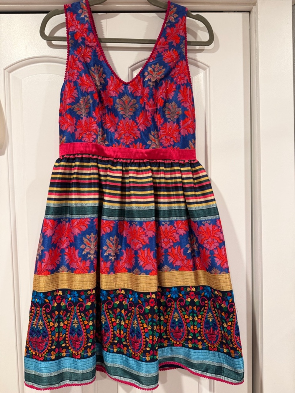 Payal Jain‎ Vibrant Red & Blue Floral Striped mixed material embroidered 4